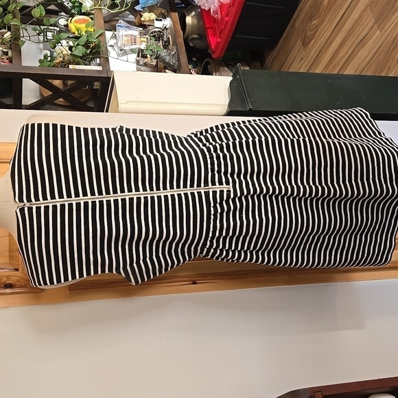 J Crew Zip Back Dress Black and White Size Large - Picture 5 of 8